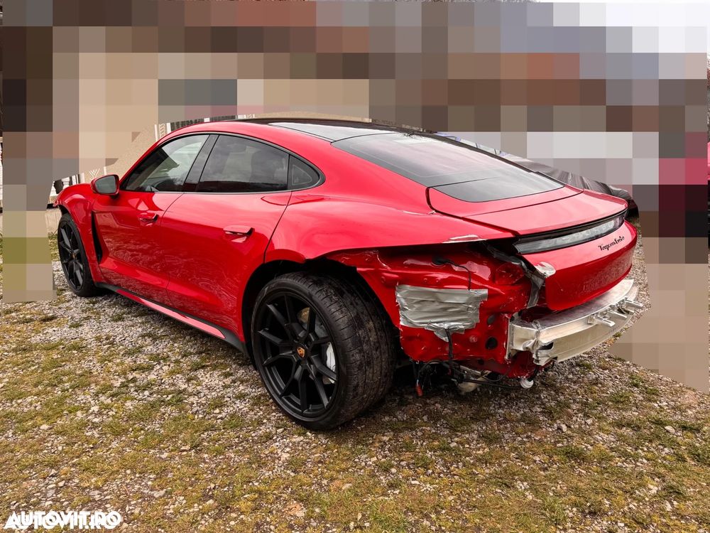 Porsche Taycan - 5