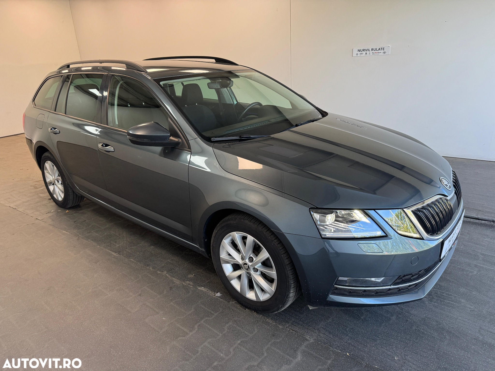 Skoda Octavia Combi Diesel 2.0 TDI DSG Style - 13