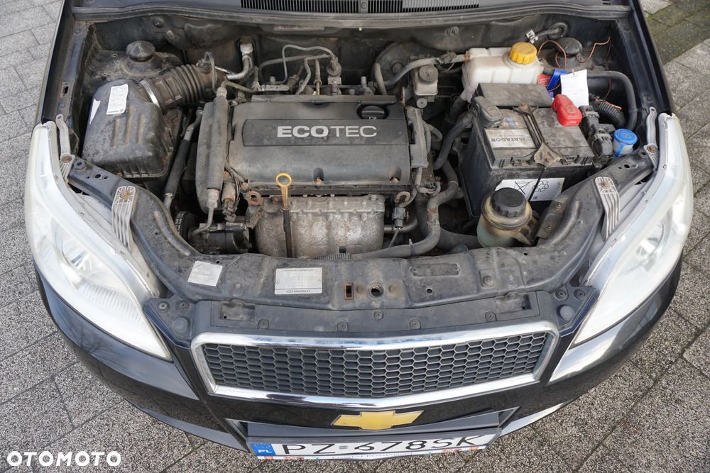 Chevrolet Aveo 1.4 16V LT - 21