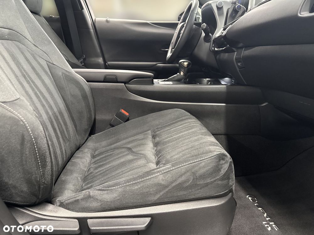 Lexus UX 250h GPF Business 2WD - 24