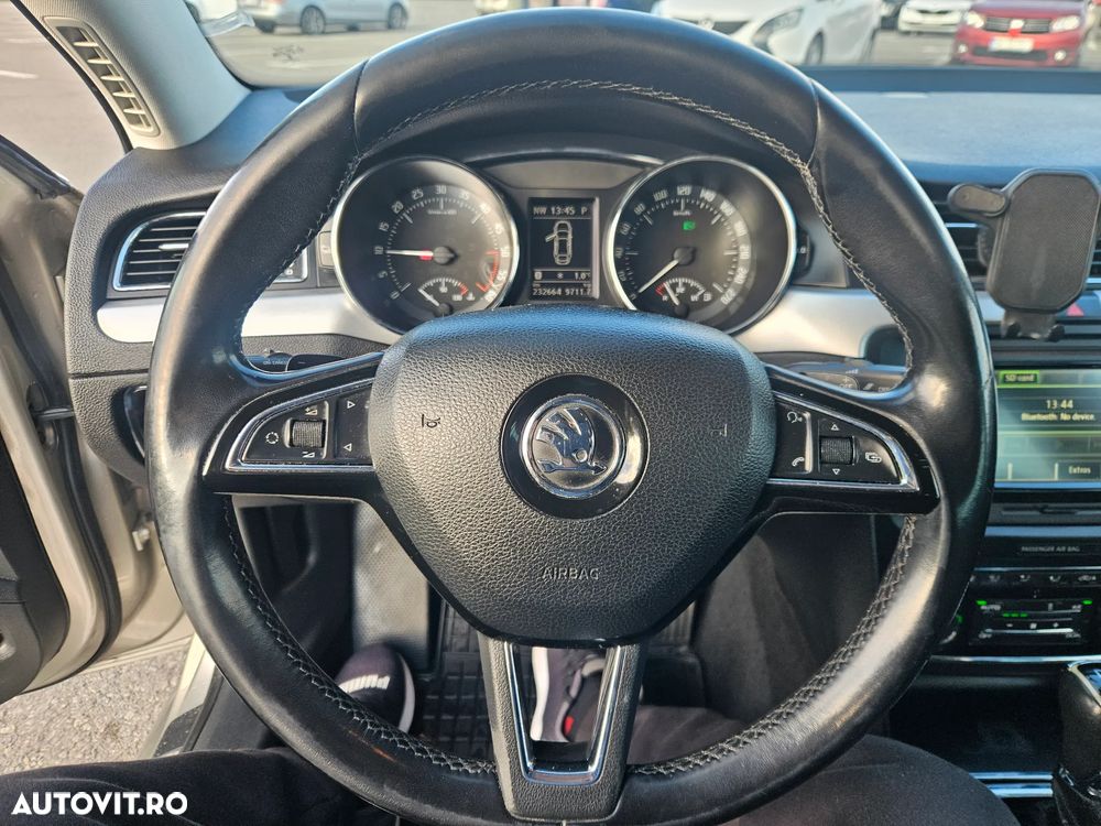 Skoda Superb 2.0 TDI DSG Comfort - 12