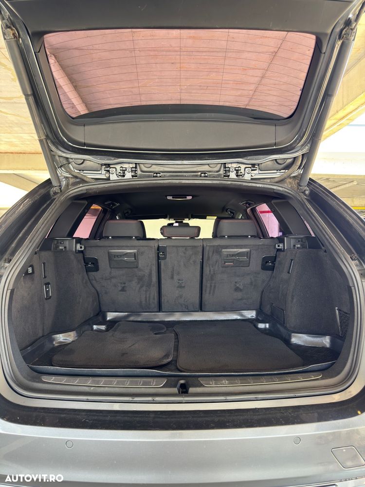BMW Seria 3 320d Touring - 22