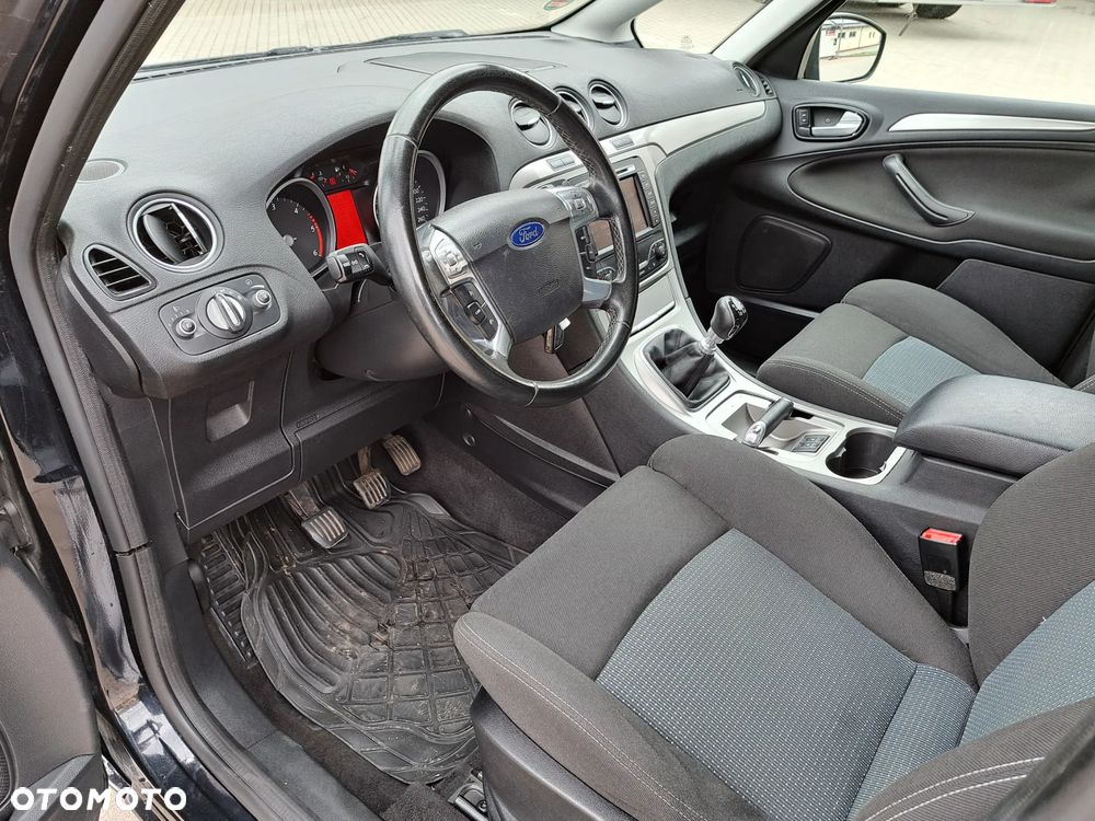 Ford S-Max 2011