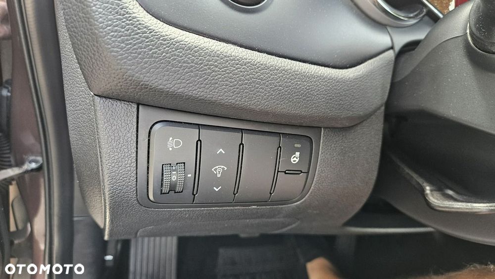 Kia Ceed 1.6 CRDi 128 Dream Team Edition - 29