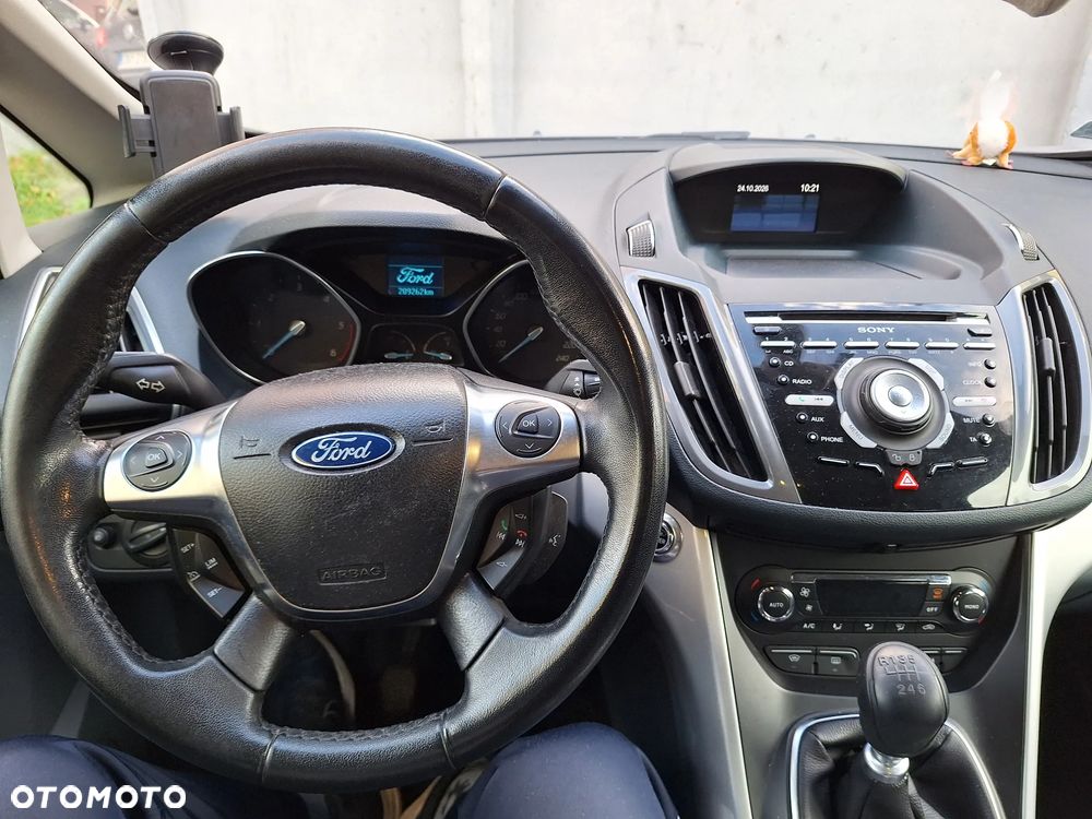 Ford Grand C-MAX - 17