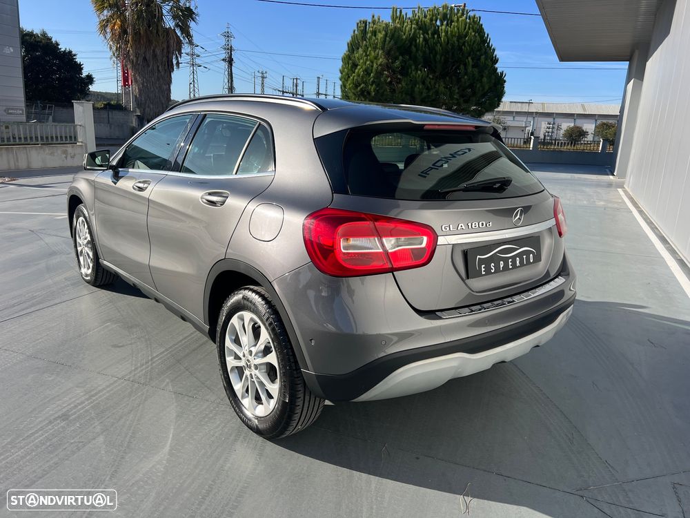 Mercedes-Benz GLA 180 d Urban Aut. - 3