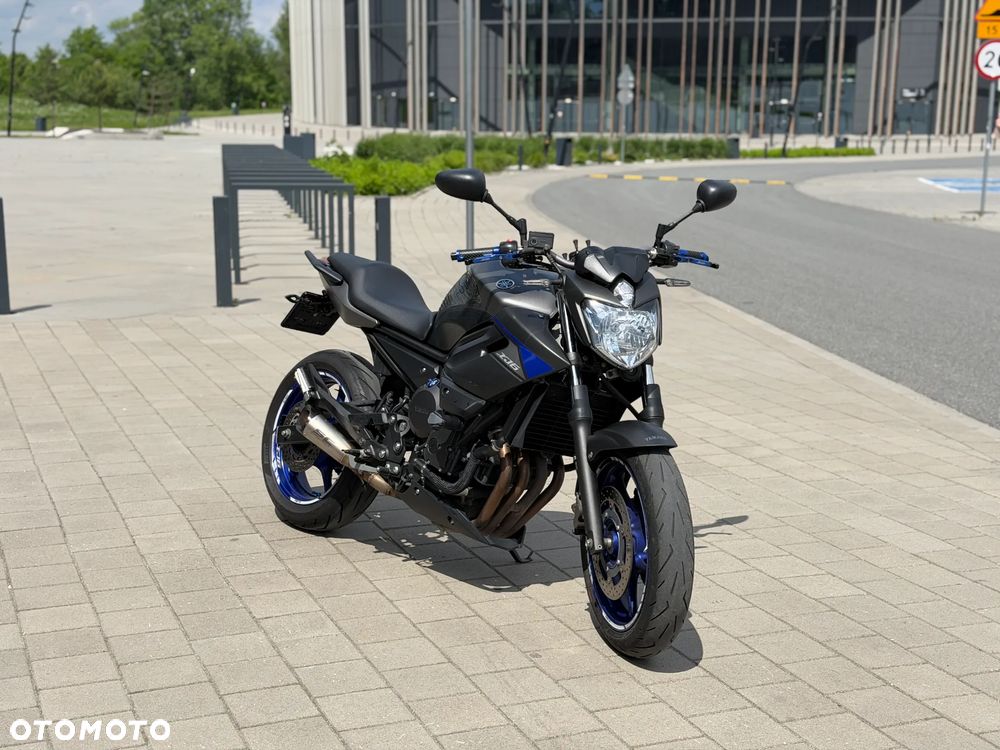Yamaha XJ - 12