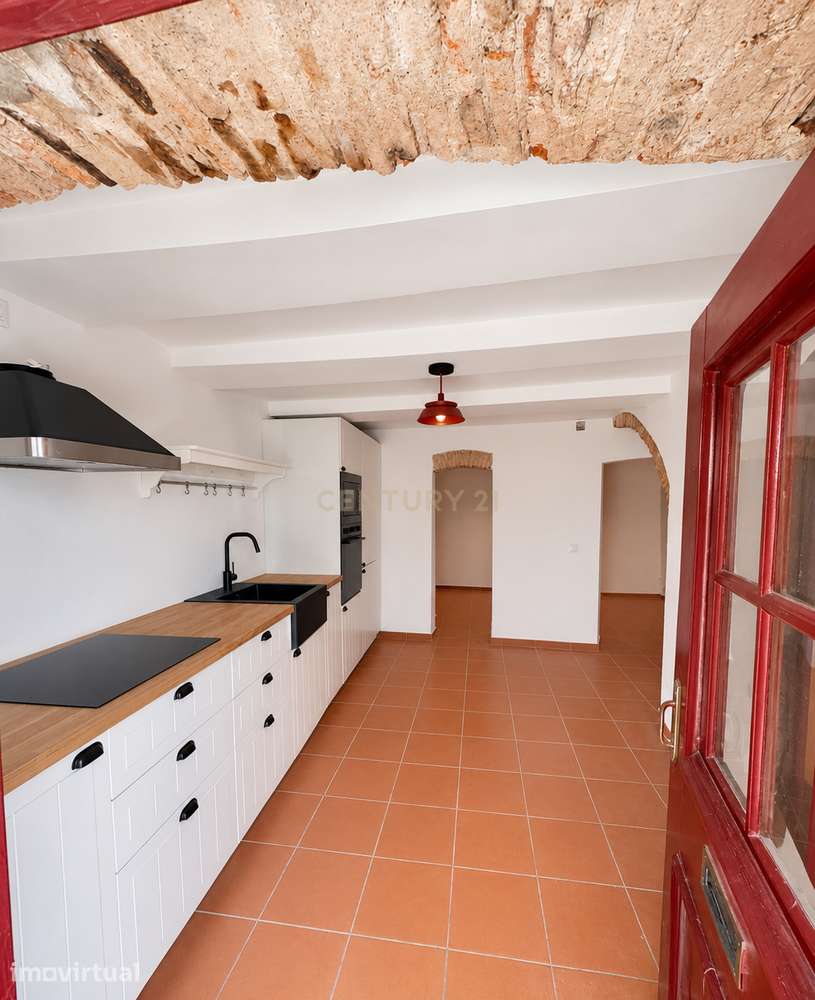 Moradia T3 Totalmente Reabilitada com Terraço Panorâmico de 360º sobre - Grande imagem: 3/17