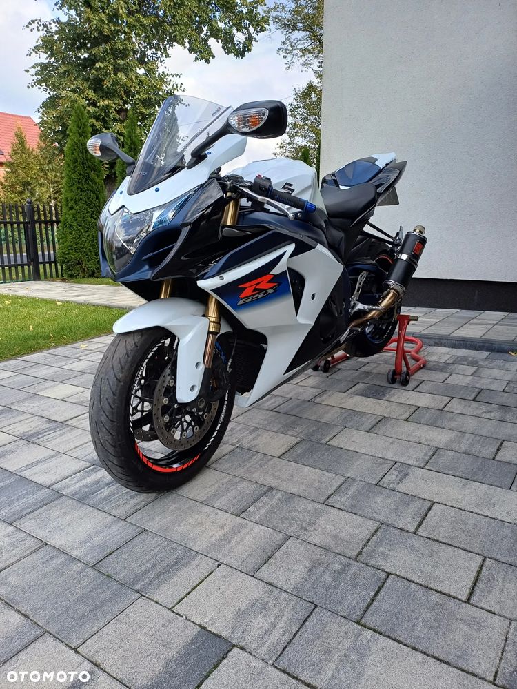 Suzuki GSX-R - 7
