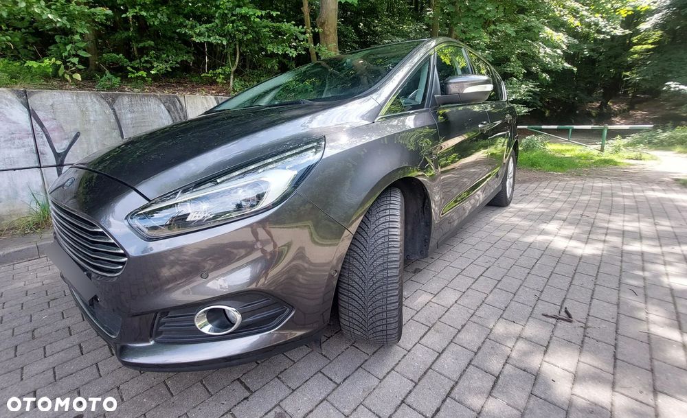 Ford S-Max 2.0 TDCi Titanium PowerShift - 6