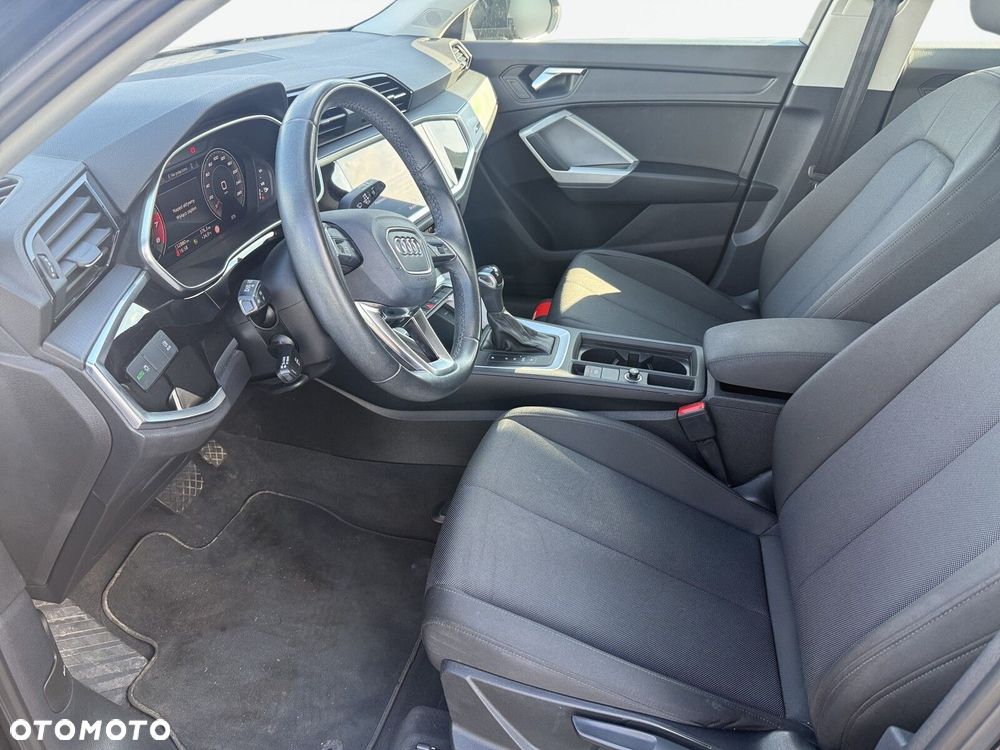 Audi Q3 - 10