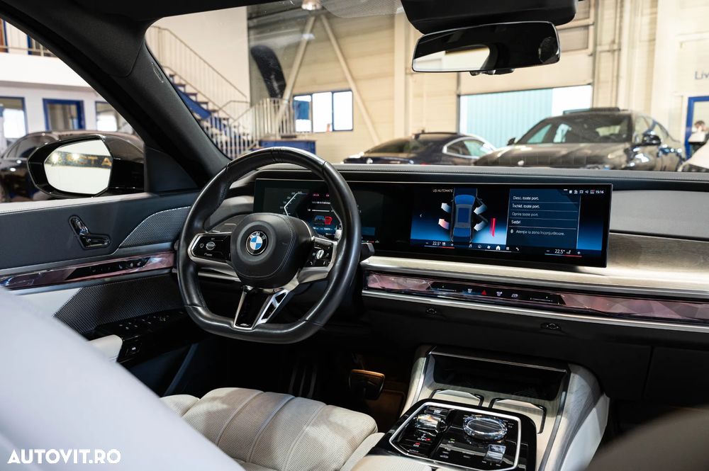 BMW Seria 7 740d xDrive MHEV - 8