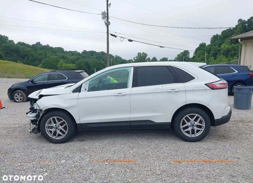Ford Edge - 10