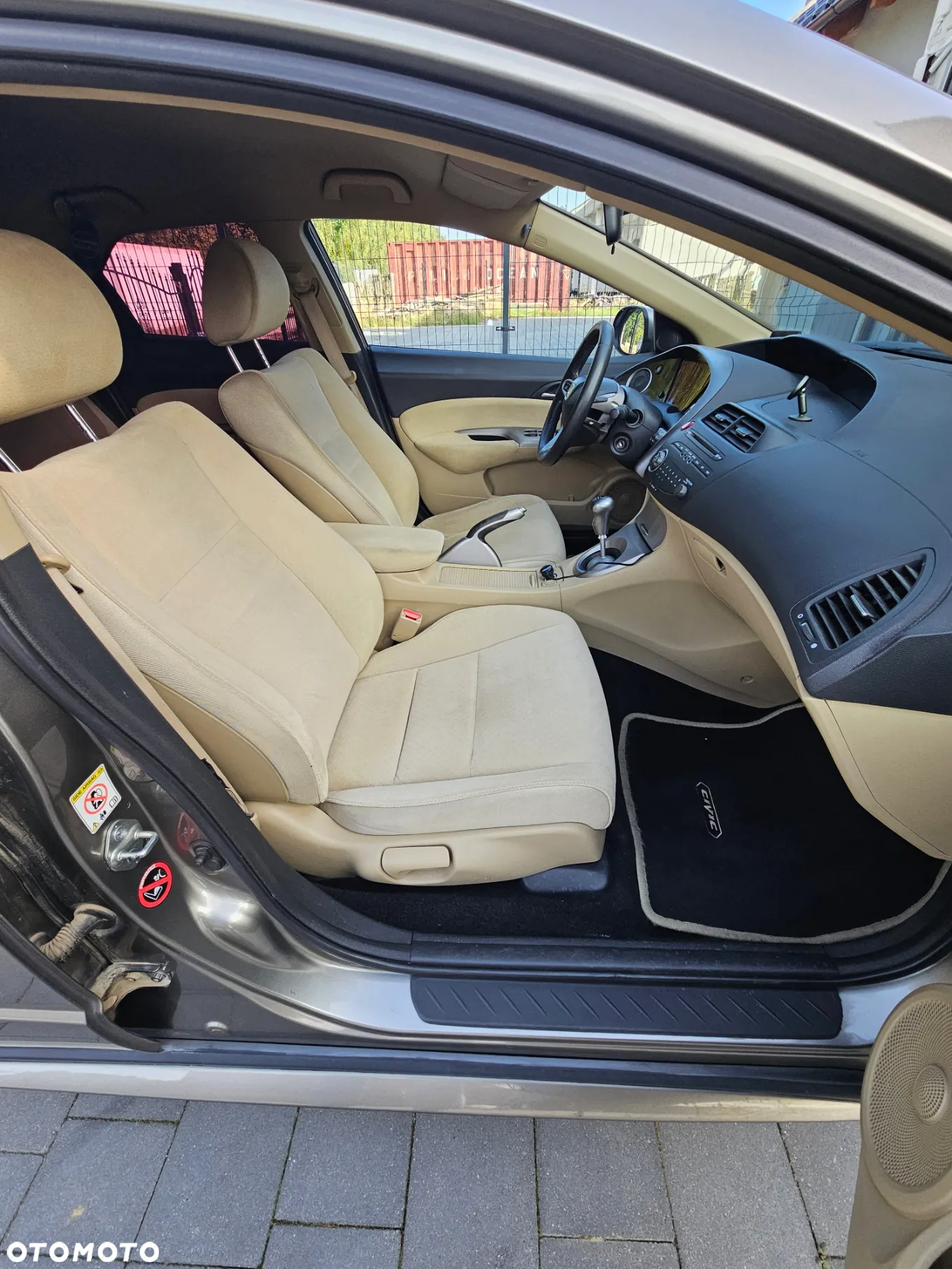Honda Civic 1.8 Comfort - 9