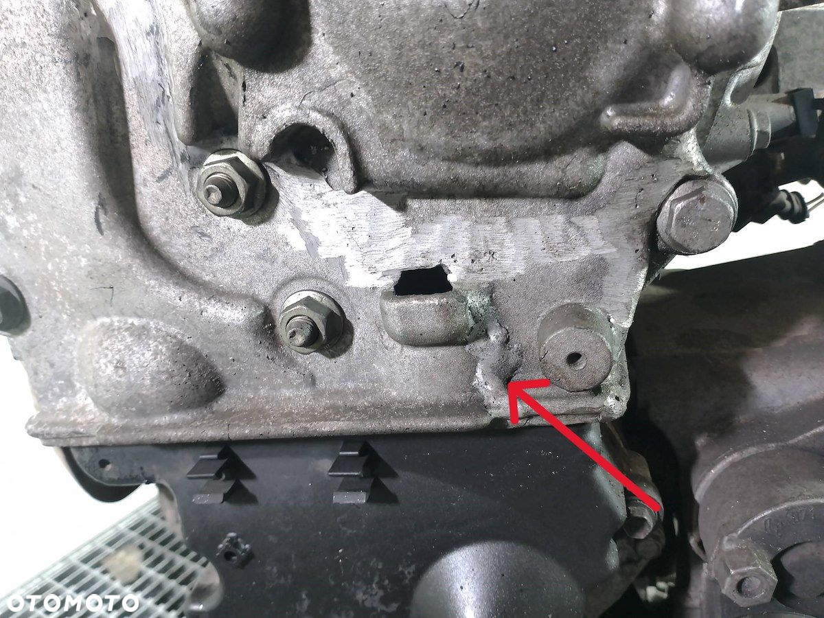 SILNIK RENAULT LAGUNA II ( 02-07 ) F4R6714 2.0 16V - 5