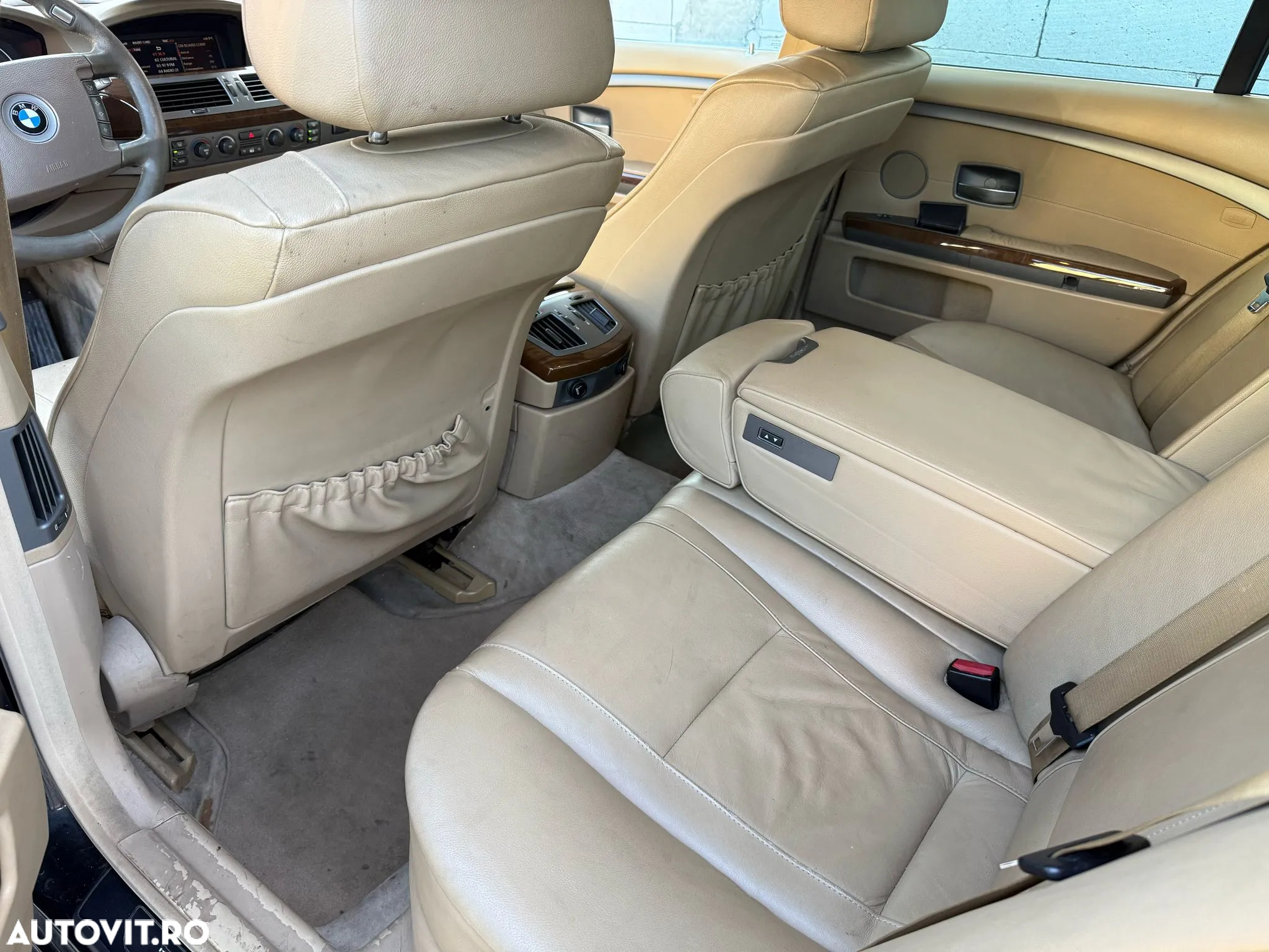 BMW Seria 7 730i A - 9