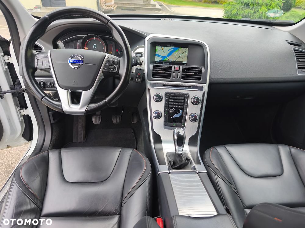 Volvo XC 60 D3 Ocean Race - 25