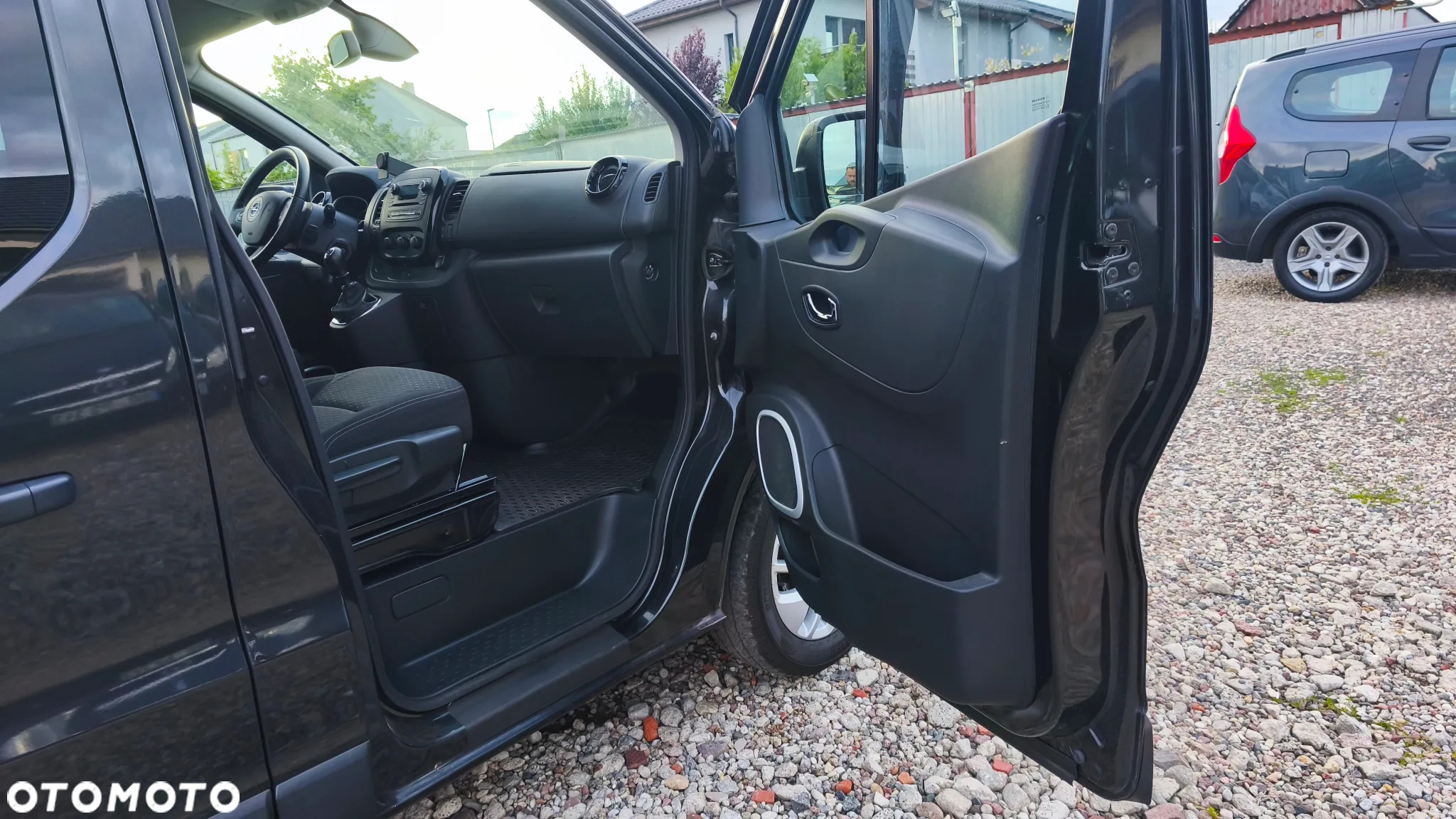 Opel Vivaro - 23