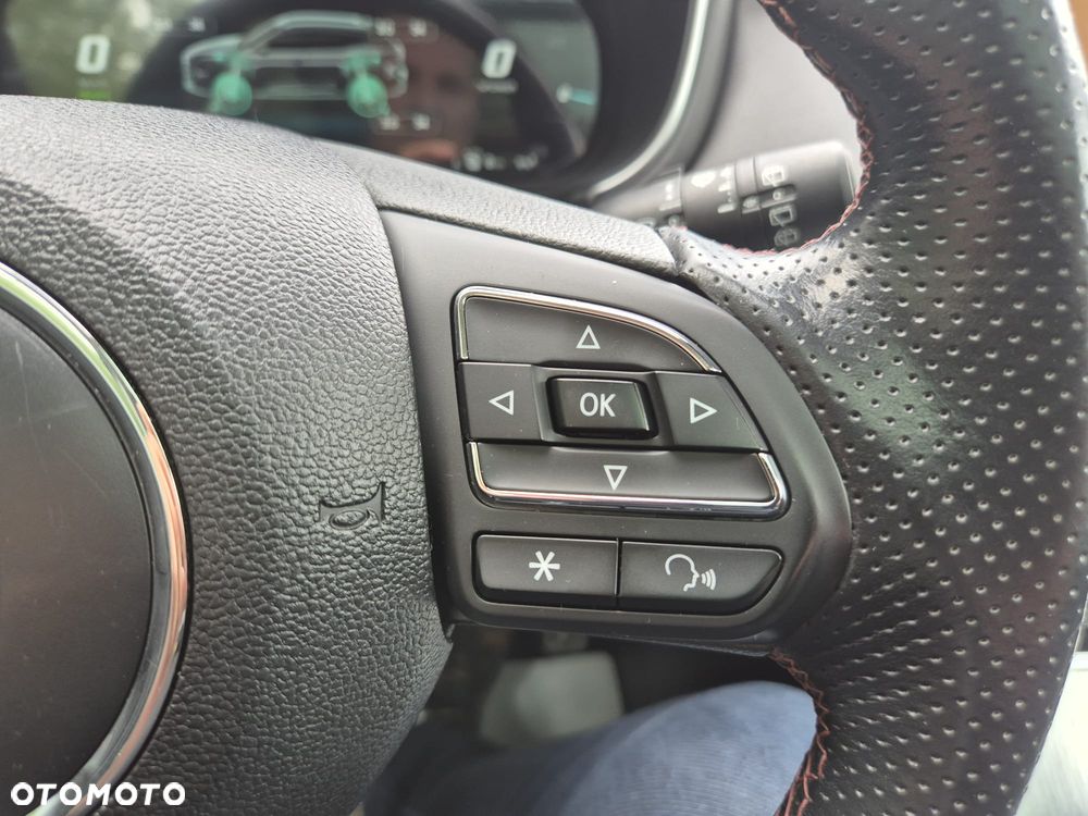 MG HS PHEV Luxury - 26