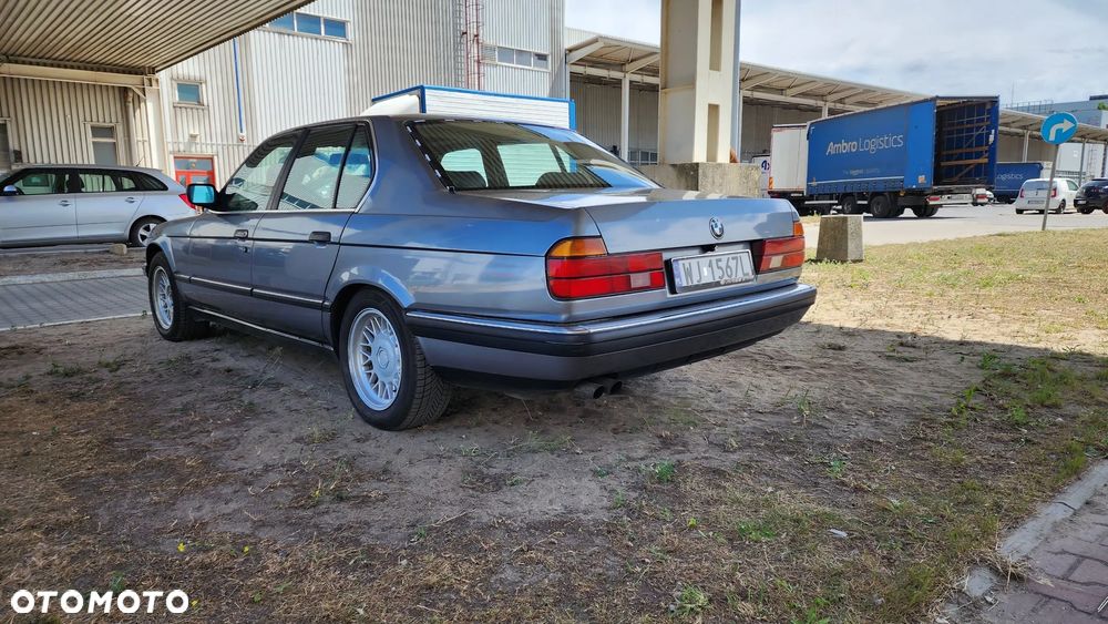 BMW Seria 7 730i - 5