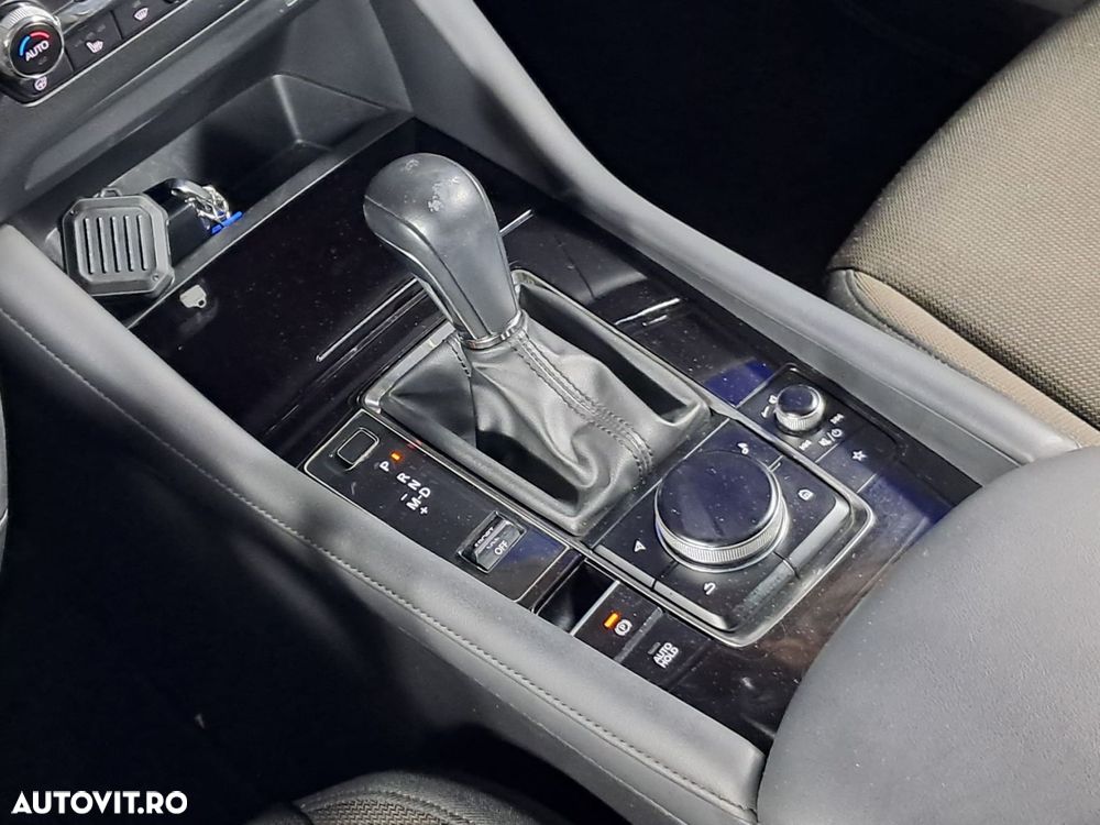 Mazda 3 - 24