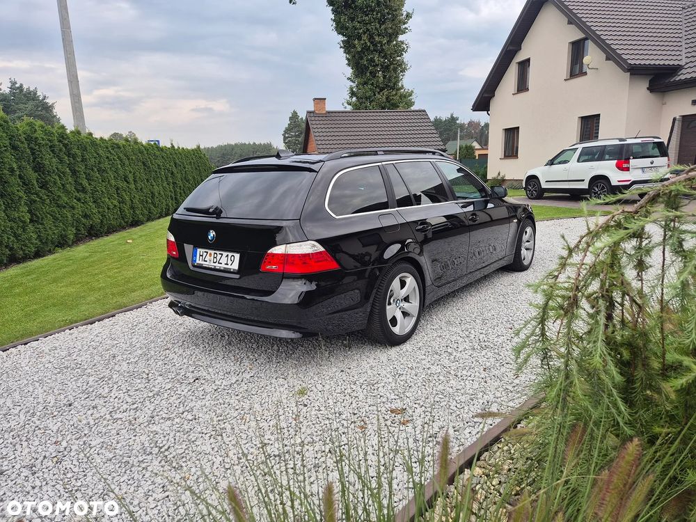 BMW Seria 5 530d xDrive Touring Edition Sport - 14