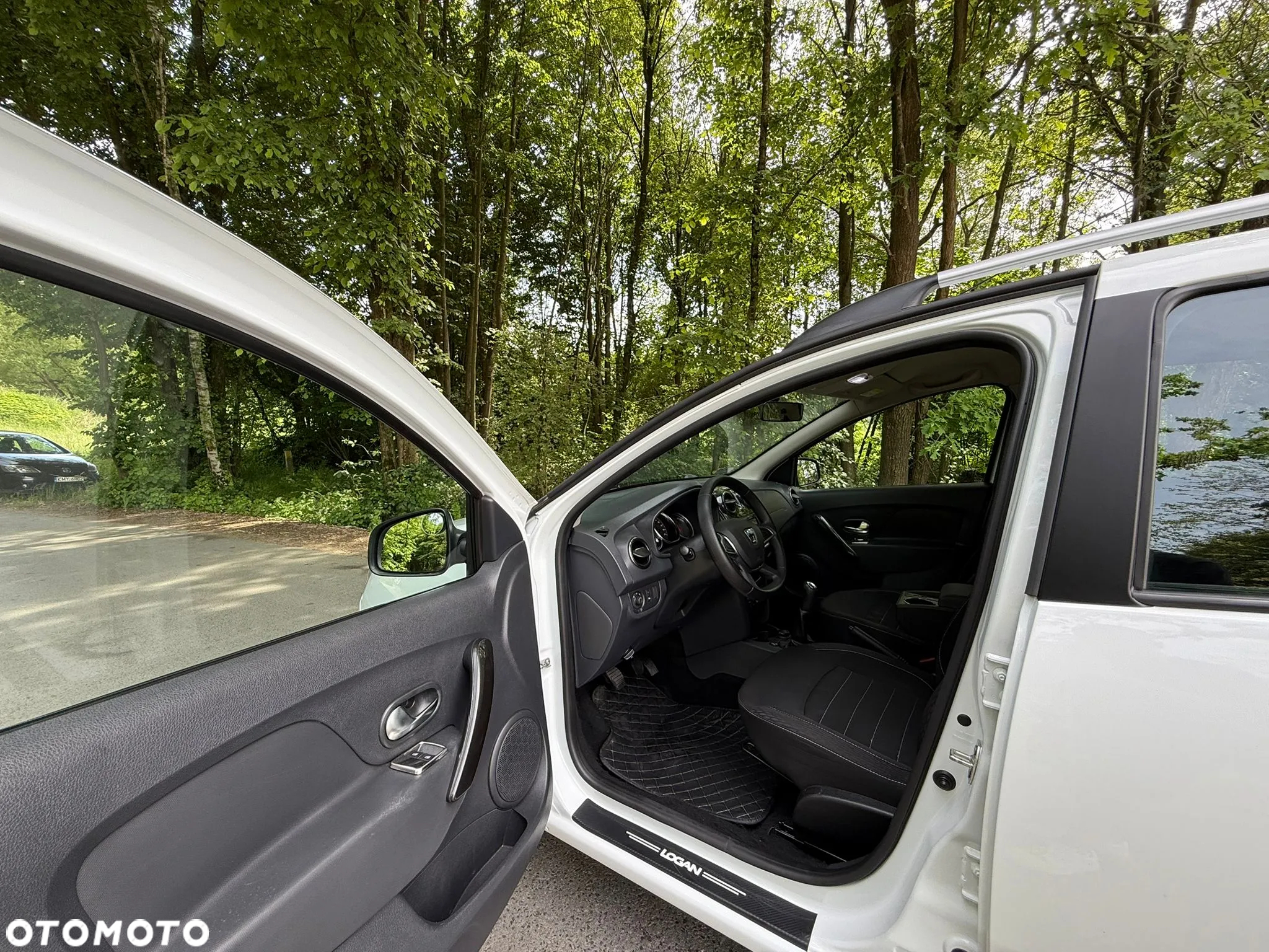 Dacia Logan MCV 1.0 TCe Laureate S&S - 13