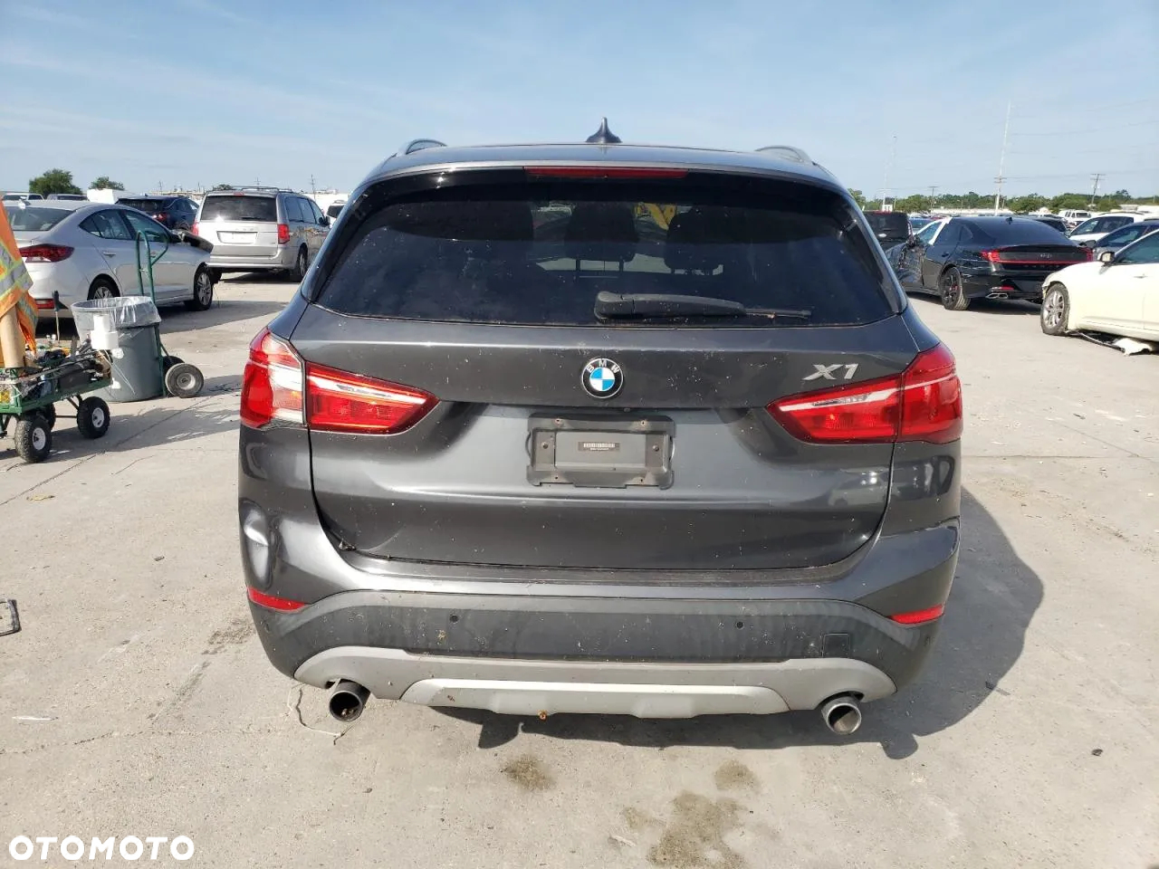 BMW X1 xDrive25i Advantage - 6