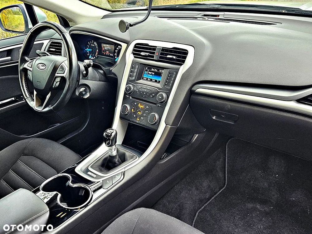 Ford Mondeo 2.0 TDCi Silver X (Amb Plus) - 18
