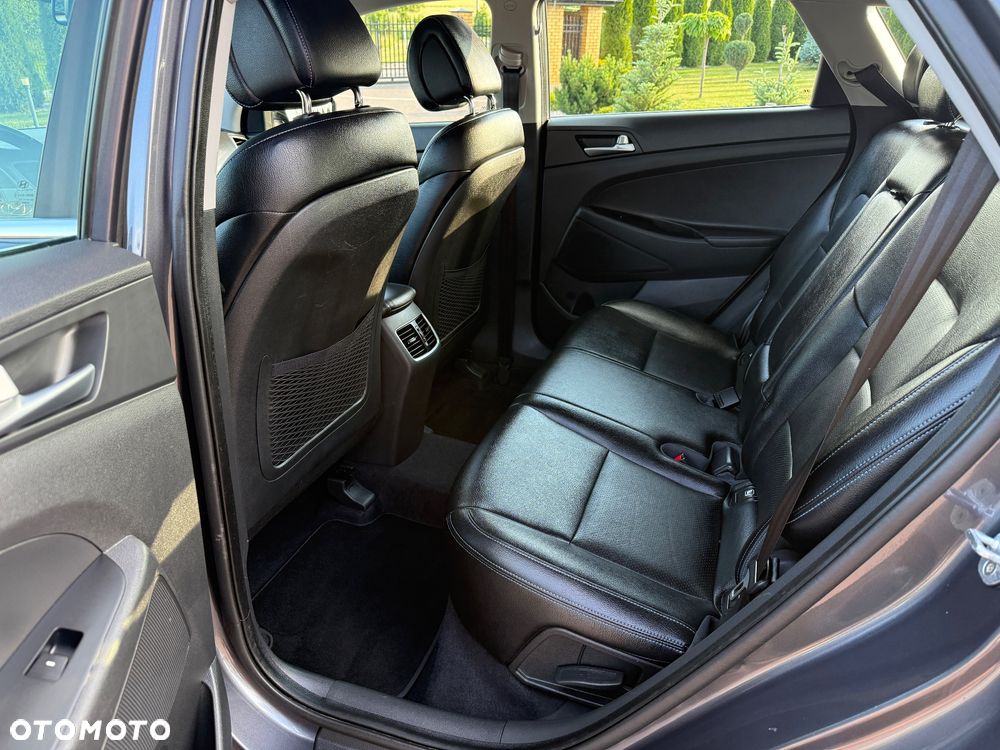 Hyundai Tucson blue 1.6 GDi 2WD Navi - 32