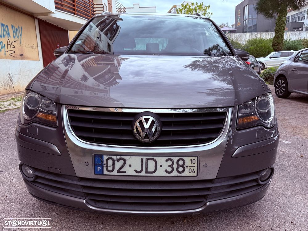 VW Touran 1.9 TDi Highline 7L - 18