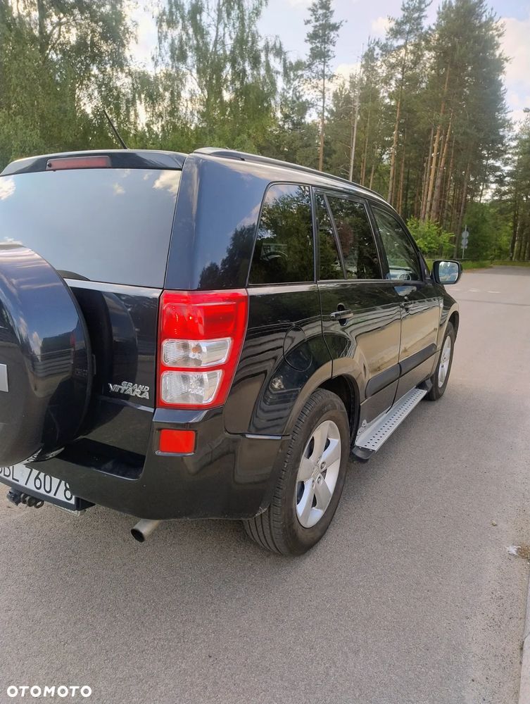Suzuki Grand Vitara 2.0 De luxe - 6