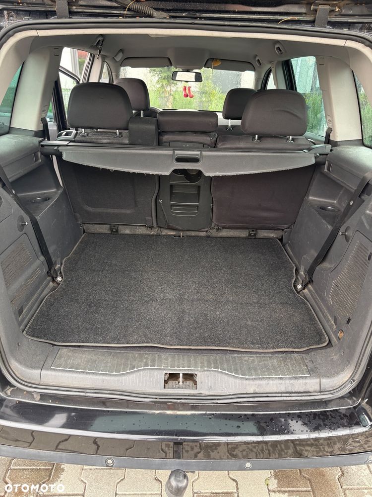 Opel Zafira 1.9 CDTI - 15
