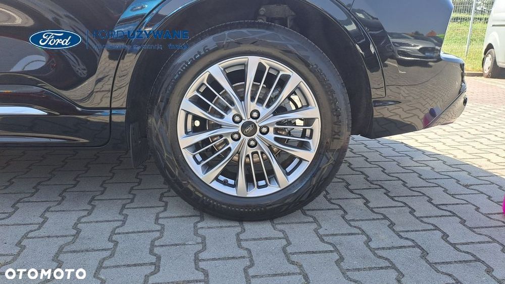 Ford Kuga - 24