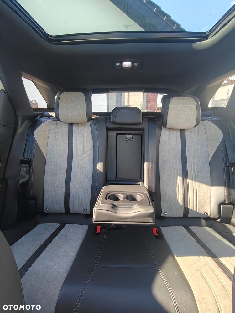 Peugeot 3008 1.6 PureTech Hybrid4 PHEV Allure Pack S&S EAT8 - 11