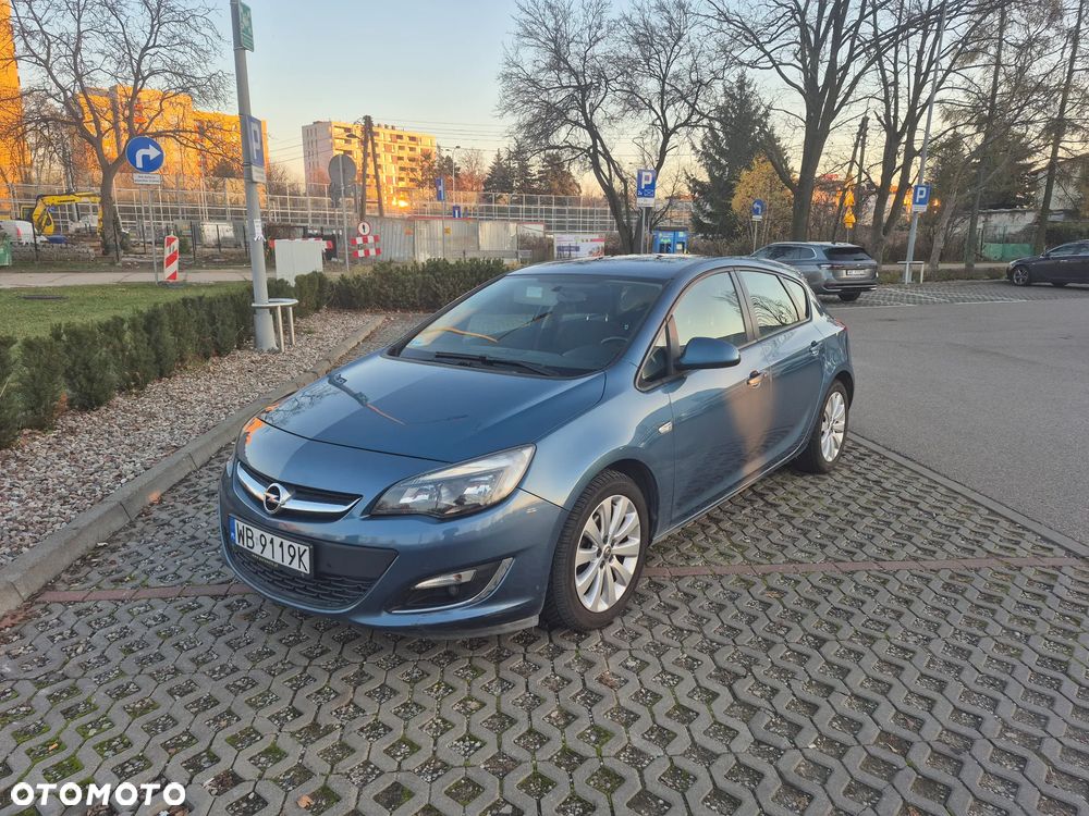 Opel Astra 1.6 Enjoy - 1