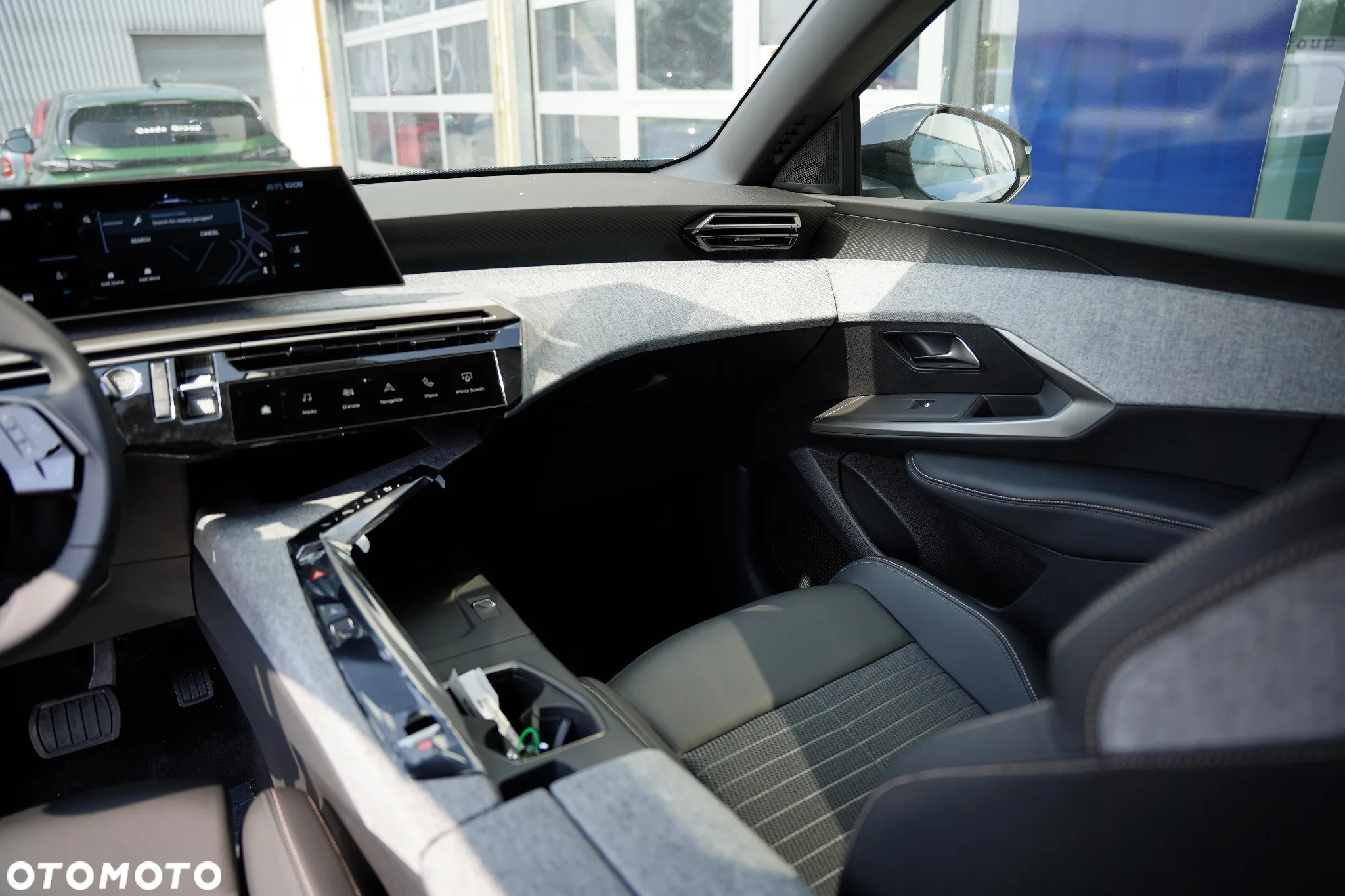 Peugeot 3008 1.2 PureTech mHEV Allure e-DCS6 - 15