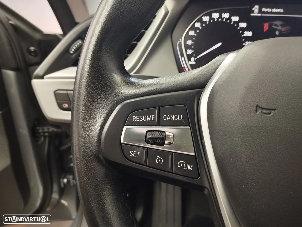 BMW 216 d Advantage — fotografia 18