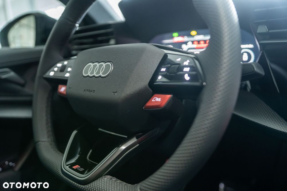 Audi RS3 Limousine - 20