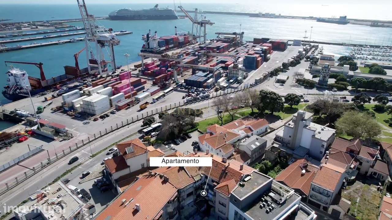 T3 + 1 com Terraço: O seu refúgio entre a Cidade e o Mar em Leça da Pa - Grande imagem: 2/18