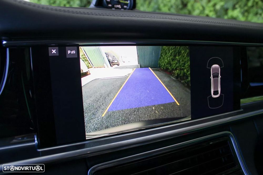 Porsche Panamera 4 E-Hybrid — fotografia 18