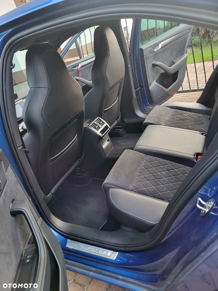 Skoda Superb 2.0 TSI Sportline DSG - 29