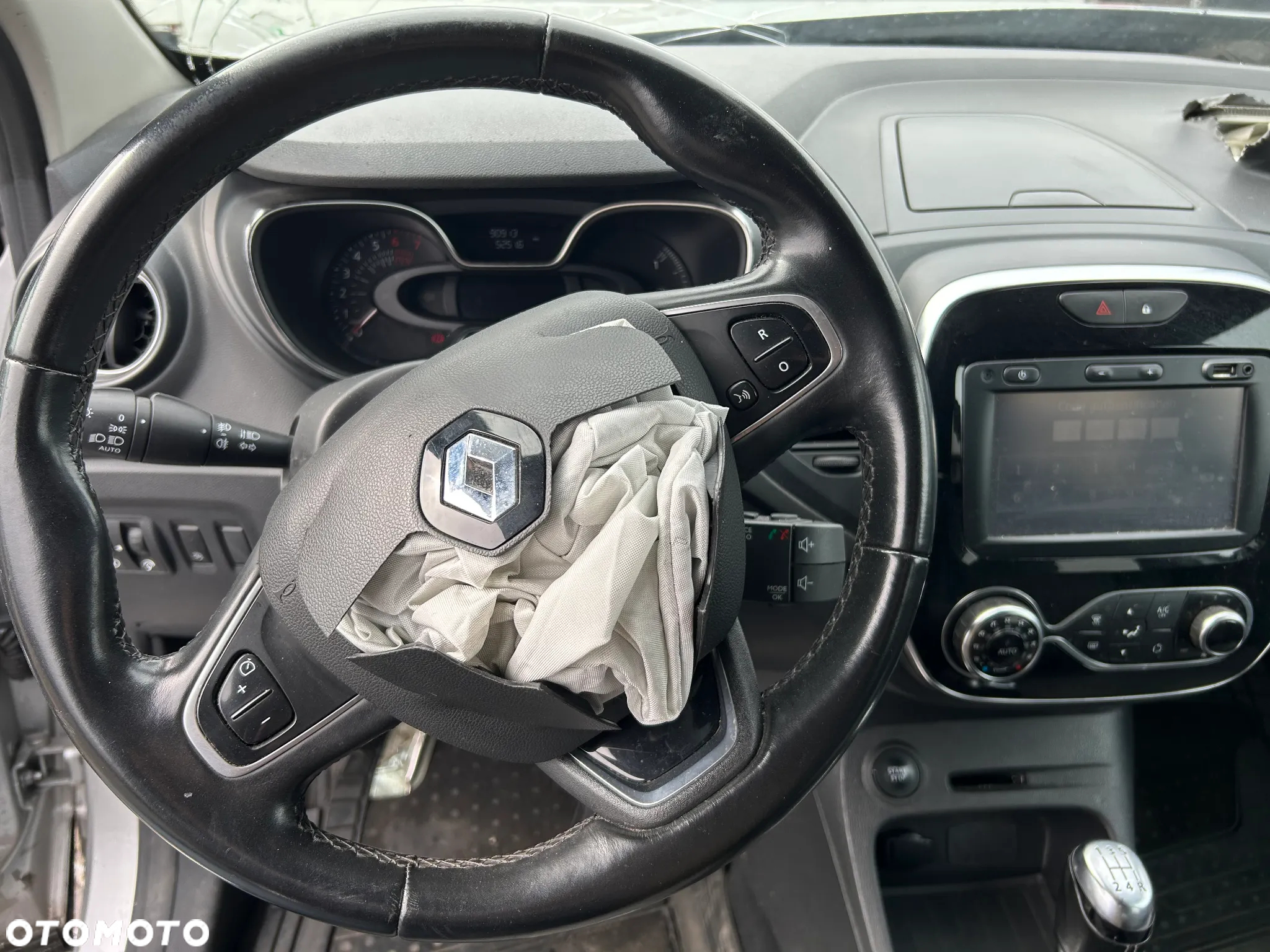 Renault Captur - 8