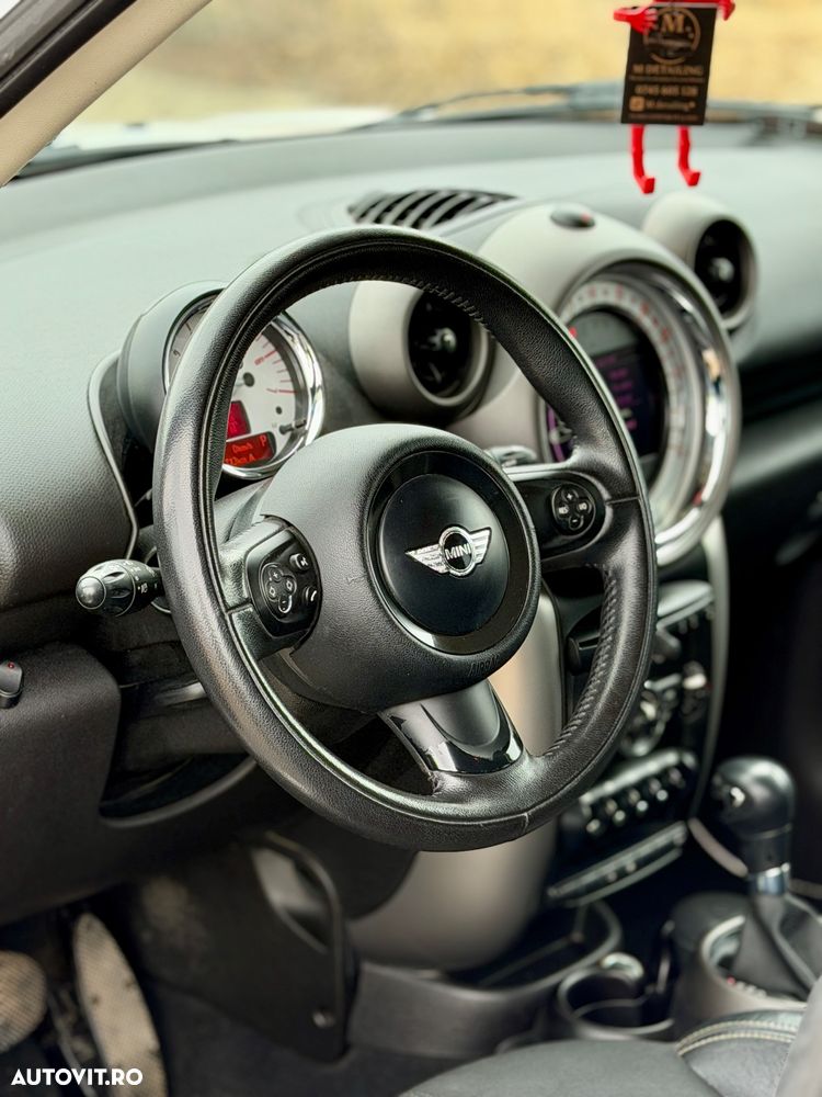 Mini Countryman Cooper D ALL4 AT - 16