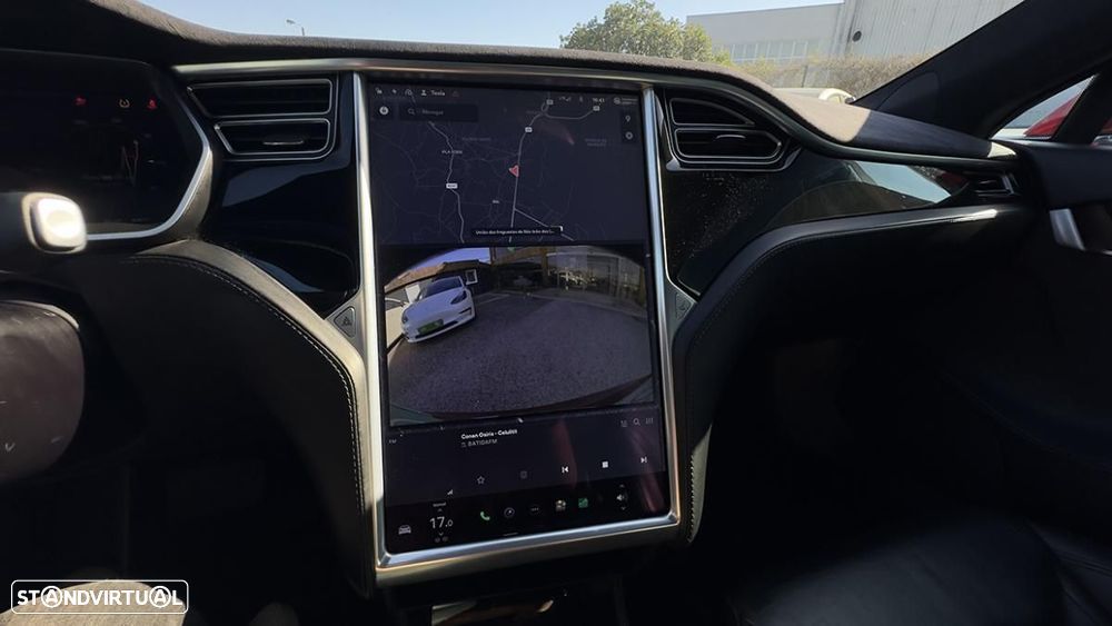 Tesla Model S 85D - 41