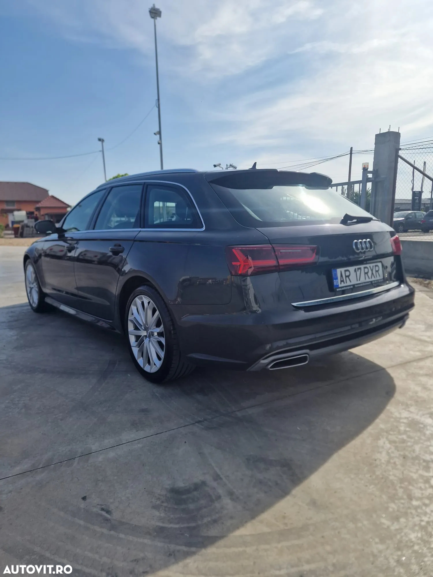 Audi A6 Avant 2.0 TDI Ultra - 6