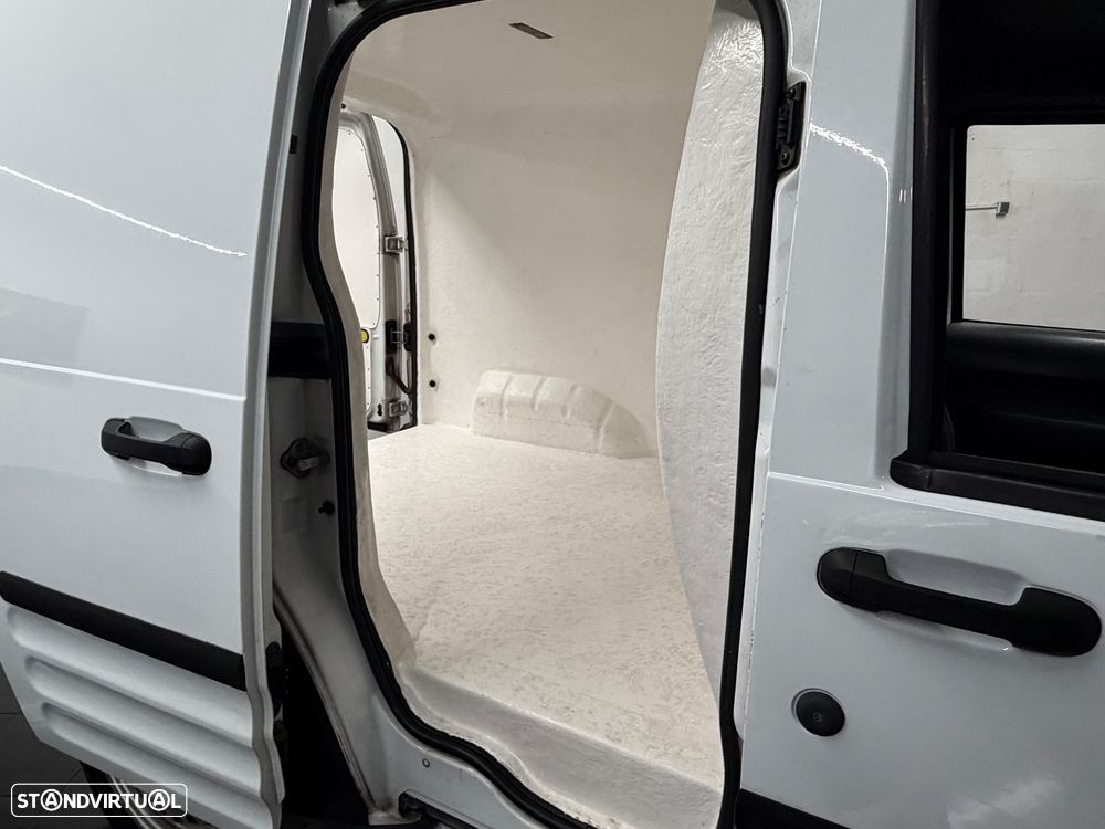 Ford Transit Connect - 16