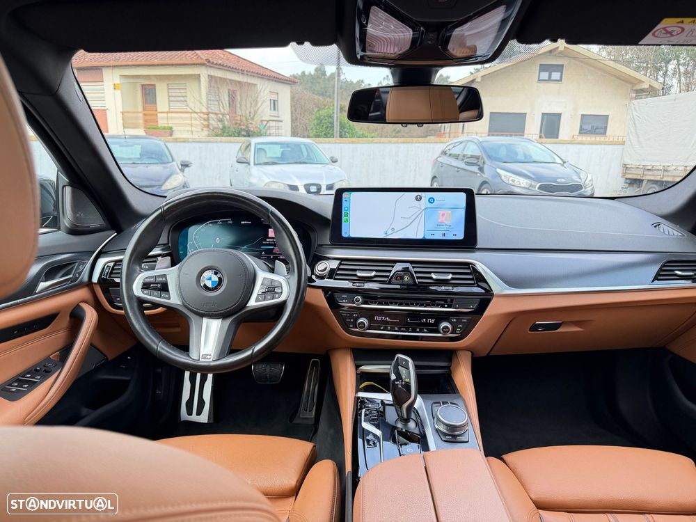 BMW 530 e Pack M - 56