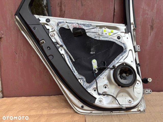 HONDA ACCORD VIII 08-12r DRZWI LEWE TYLNE KOMBI NH743M - 8