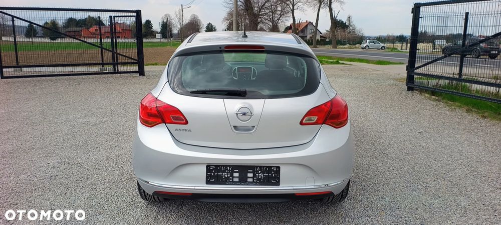 Opel Astra 1.6 Style - 12